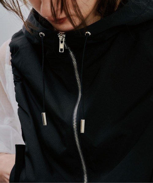 Julep(ジュレップ)の「Hoodie Vest(ベスト・レディース・ライトカーキ/ベージュ/ブラック・FREE)」の7枚目の写真