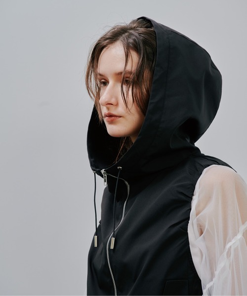 Julep(ジュレップ)の「Hoodie Vest(ベスト・レディース・ライトカーキ/ベージュ/ブラック・FREE)」の9枚目の写真
