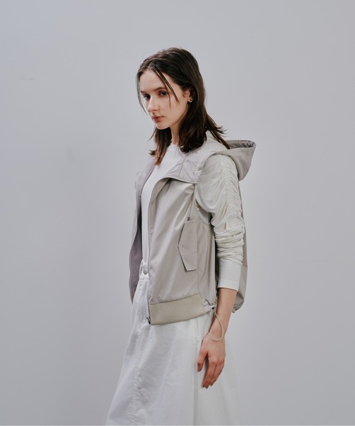 Julep(ジュレップ)の「Hoodie Vest(ベスト・レディース・ライトカーキ/ベージュ/ブラック・FREE)」の15枚目の写真