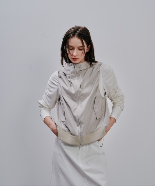 Julep(ジュレップ)の「Hoodie Vest(ベスト・レディース・ライトカーキ/ベージュ/ブラック・FREE)」の17枚目の写真