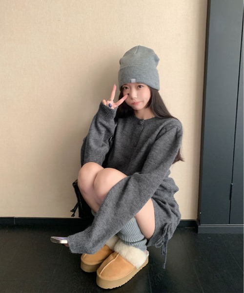 kirakiraShop(キラキラショップ)の「クルーネック ニット カーディガン セットアップ(ニット/セーター・レディース・グレー/ブラック・FREE)」の8枚目の写真
