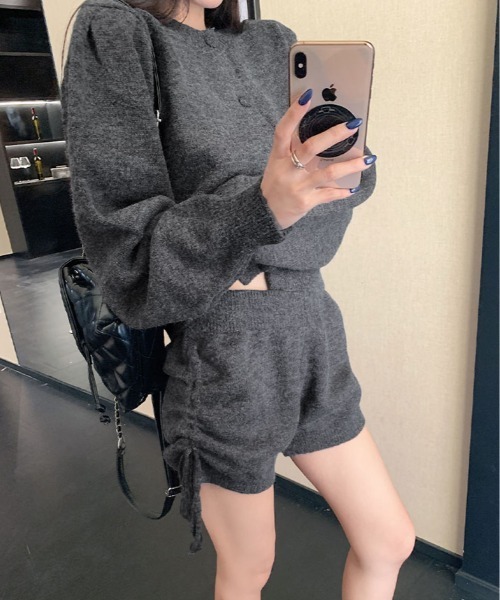 kirakiraShop(キラキラショップ)の「クルーネック ニット カーディガン セットアップ(ニット/セーター・レディース・グレー/ブラック・FREE)」の10枚目の写真
