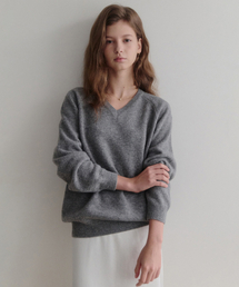 LENAV（ルナブ）の「エシー カシミヤ Vネックニット (グレー)（ニット/セーター）」