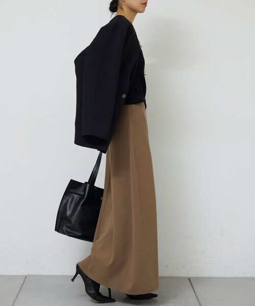 GALLARDAGALANTE(ガリャルダガランテ)の「【セットアップ対応】ニットフレアスカート(スカート・レディース・チャコールグレー/グレイッシュベージュ・FREE)」の14枚目の写真