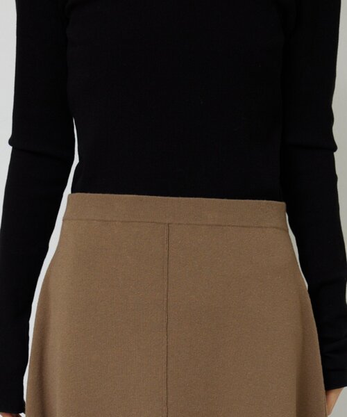 GALLARDAGALANTE(ガリャルダガランテ)の「【セットアップ対応】ニットフレアスカート(スカート・レディース・チャコールグレー/グレイッシュベージュ・FREE)」の19枚目の写真
