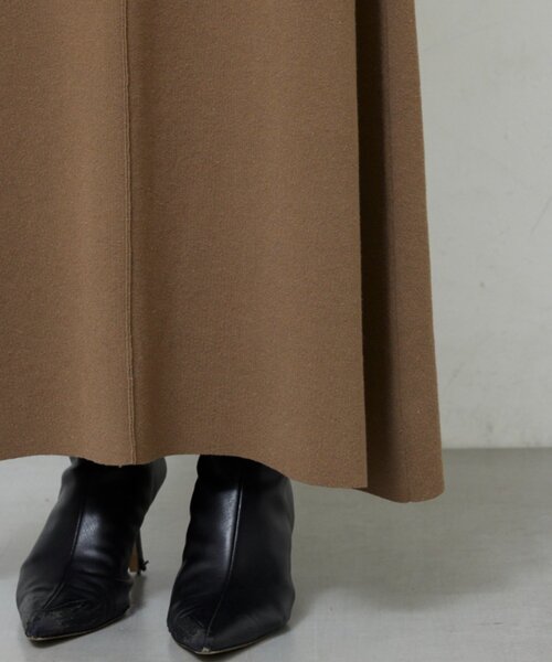 GALLARDAGALANTE(ガリャルダガランテ)の「【セットアップ対応】ニットフレアスカート(スカート・レディース・チャコールグレー/グレイッシュベージュ・FREE)」の20枚目の写真