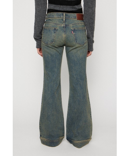 LAGUA GEM（ラグアジェム）の「LEDA LOW WAIST FLARE デニム（デニムパンツ・レディース・ブルー/ブラック・22inch/23inch/24inch/25inch/26inch）」の11枚目の写真