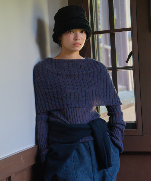 TTUDEMENT(トュードメント)の「SHAWL RIBBED SWEATER CHARCOAL(ニット/セーター・レディース・その他・FREE)」の2枚目の写真