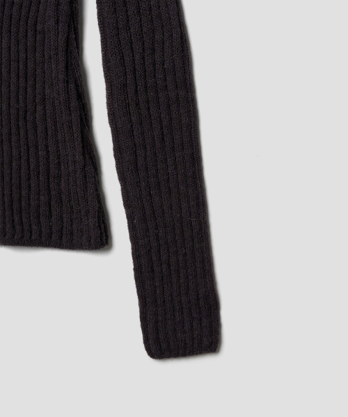 TTUDEMENT(トュードメント)の「SHAWL RIBBED SWEATER CHARCOAL(ニット/セーター・レディース・その他・FREE)」の5枚目の写真