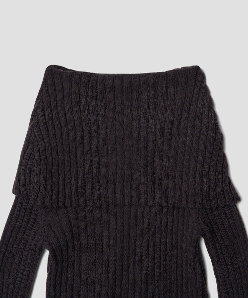 TTUDEMENT(トュードメント)の「SHAWL RIBBED SWEATER CHARCOAL(ニット/セーター・レディース・その他・FREE)」の7枚目の写真