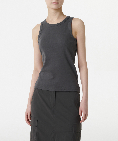 MUSINSA STANDARD WOMAN（ムシンサスタンダードウーマン）の「ウィメンズエッセンシャルタンクトップ [ガンメタル]（Tシャツ/カットソー・レディース・その他・LARGE/MEDIUM/SMALL/X-SMALL）」の2枚目の写真