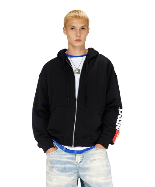 DIESEL（ディーゼル）の「メンズ ジップアップパーカー S-BOXT-ZIP-HOOD-DIV（パーカー・メンズ・ブラック・X-SMALL/X-LARGE/MEDIUM/SMALL/LARGE）」の6枚目の写真