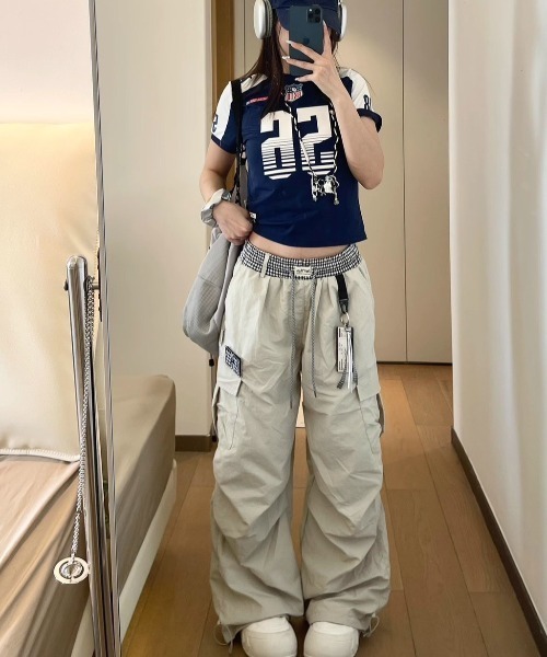 almo（アルモ）の「【LAMPOON】レイヤードウエストカーゴパンツ（カーゴパンツ・レディース・ベージュ/ブラック・SMALL/LARGE/MEDIUM）」の14枚目の写真