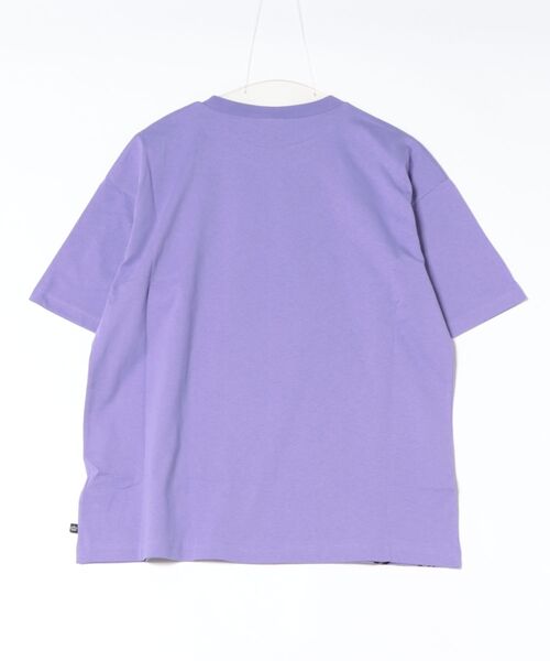 Disney(ディズニー)の「親子お揃い ディズニー WEB限定 BIGフェイスTシャツ 1329A(Tシャツ/カットソー・レディース・その他9/ブラック×レッド/ホワイト×ブルー/その他26・ユニセックスS/ユニセックスM/ユニセックスL/ユニセックスXL)」の5枚目の写真