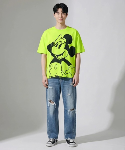 Disney(ディズニー)の「親子お揃い ディズニー WEB限定 BIGフェイスTシャツ 1329A(Tシャツ/カットソー・レディース・その他9/ブラック×レッド/ホワイト×ブルー/その他26・ユニセックスS/ユニセックスM/ユニセックスL/ユニセックスXL)」の7枚目の写真