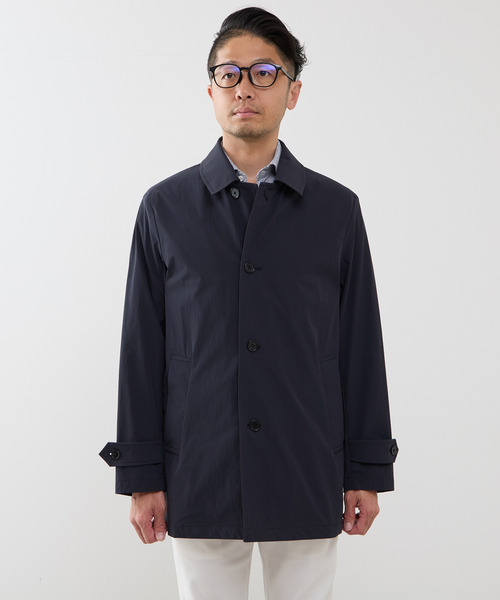 MEN'S MELROSE(メンズメルローズ)の「《WEB限定》4WAYクロスバルカラーコート | 軽量 / 撥水 / ストレッチ / 防シワ(ステンカラーコート・メンズ・ベージュ/ネイビー・3/4/5)」の3枚目の写真