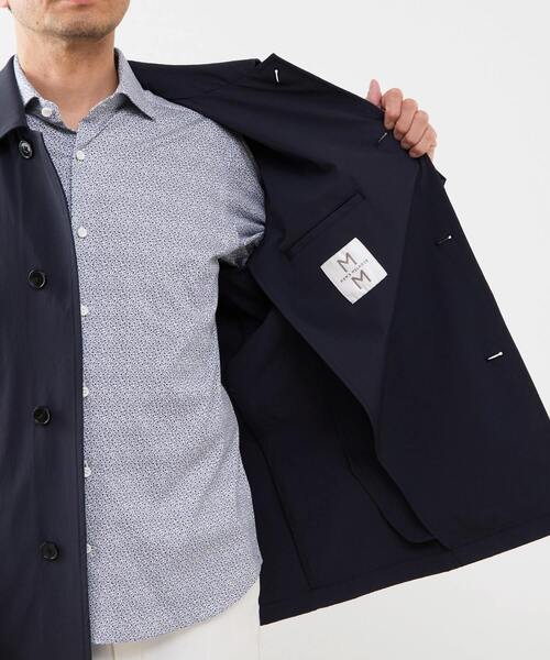 MEN'S MELROSE(メンズメルローズ)の「《WEB限定》4WAYクロスバルカラーコート | 軽量 / 撥水 / ストレッチ / 防シワ(ステンカラーコート・メンズ・ベージュ/ネイビー・3/4/5)」の10枚目の写真