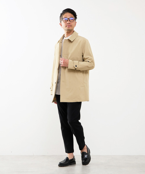 MEN'S MELROSE(メンズメルローズ)の「《WEB限定》4WAYクロスバルカラーコート | 軽量 / 撥水 / ストレッチ / 防シワ(ステンカラーコート・メンズ・ベージュ/ネイビー・3/4/5)」の16枚目の写真