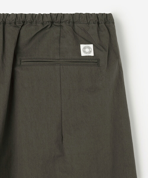 ORCIVAL(オーシバル)の「ORCIVAL | コットンナイロンツイル ワイドイージーパンツ MEN(その他パンツ・メンズ・アイボリー/チャコール/オリーブ・3/4/5)」の8枚目の写真