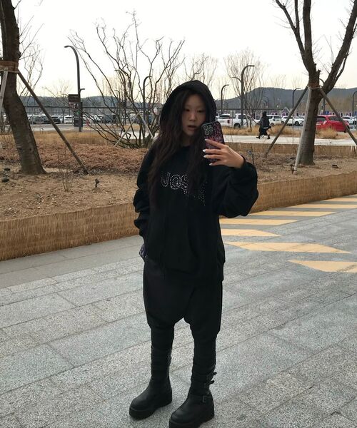 OJOS（オホス）の「Hotfix Logo Hoodie Zip-up / Black（パーカー・メンズ・その他・1/2）」の6枚目の写真