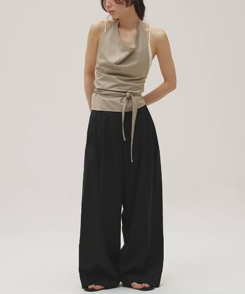 TODAYFUL(トゥデイフル)の「TODAYFUL Lightweight Tuck Trousers ライトウェイトタックトラウザーズ/12610723(その他パンツ・レディース・ダークブラウン/ブラック・36/38)」の1枚目の写真