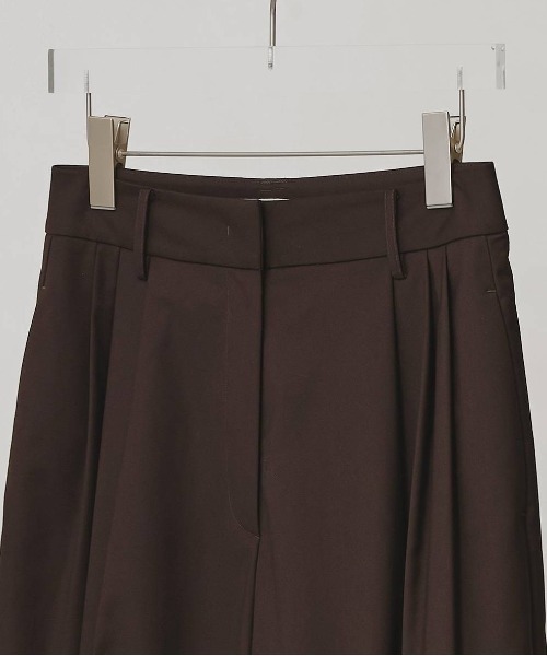 TODAYFUL(トゥデイフル)の「TODAYFUL Lightweight Tuck Trousers ライトウェイトタックトラウザーズ/12610723(その他パンツ・レディース・ダークブラウン/ブラック・36/38)」の12枚目の写真