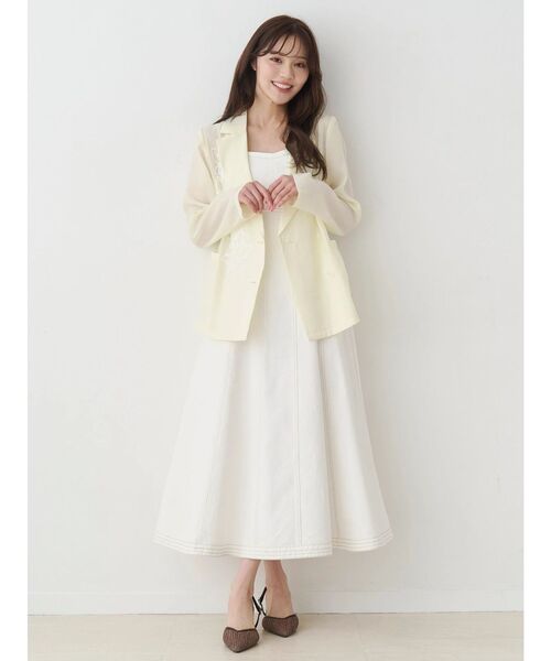 MERCURYDUO（マーキュリーデュオ）の「フラワーエンブロイダリーシアージャケット（テーラードジャケット・レディース・イエロー/グレー・FREE）」の4枚目の写真