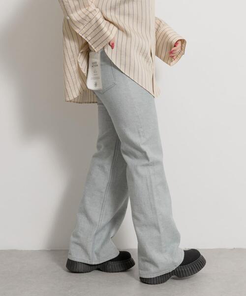 THE GOODLAND MARKET(ザグッドランドマーケット)の「ザ グッドランド マーケット RE DENIM SEMI FLARE PANTS(デニムパンツ・レディース・ライトインディゴブルー・4/3/2/1)」の12枚目の写真