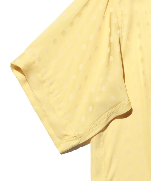 BEAMS PLUS(ビームスプラス)の「Cabana-SHT Cupro Dot Pattern(シャツ/ブラウス・メンズ・イエロー/ネイビー・MEDIUM/LARGE/X-LARGE/SMALL)」の8枚目の写真