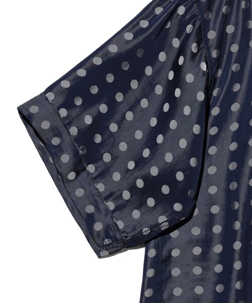 BEAMS PLUS(ビームスプラス)の「Cabana-SHT Cupro Dot Pattern(シャツ/ブラウス・メンズ・イエロー/ネイビー・MEDIUM/LARGE/X-LARGE/SMALL)」の22枚目の写真