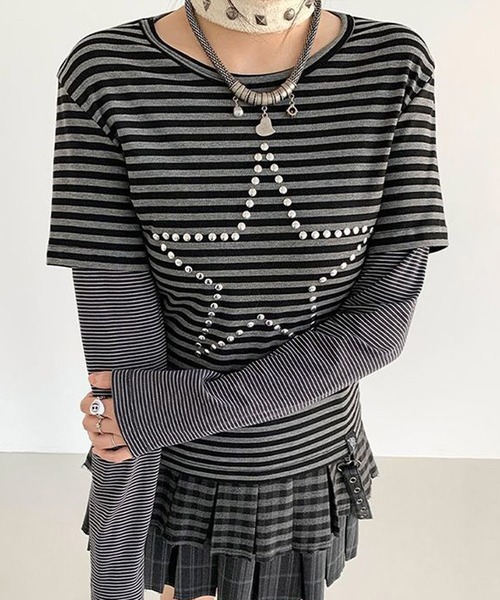 MEMECLE(メメクル)の「【 MEMECLE / メメクル 】スタースタッズ ボーダーレイヤードTシャツ(Tシャツ/カットソー・レディース・グレー・MEDIUM/SMALL)」の4枚目の写真