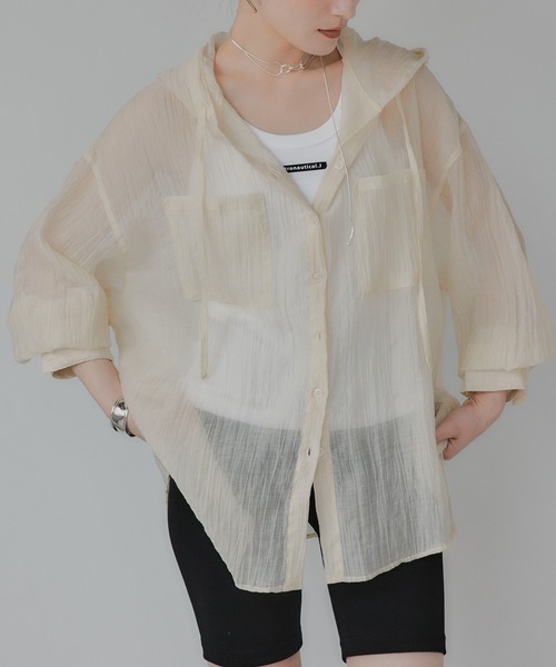 210nouve（トゥージュヌーブ）の「シアー フード オーバーサイズ シャツ（シャツ/ブラウス・レディース・ホワイト・FREE）」の2枚目の写真