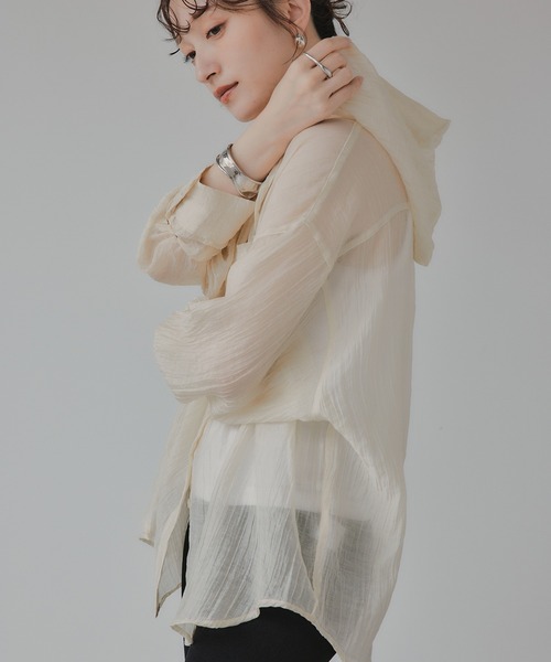 210nouve（トゥージュヌーブ）の「シアー フード オーバーサイズ シャツ（シャツ/ブラウス・レディース・ホワイト・FREE）」の5枚目の写真