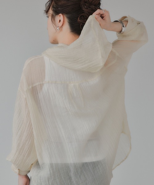 210nouve（トゥージュヌーブ）の「シアー フード オーバーサイズ シャツ（シャツ/ブラウス・レディース・ホワイト・FREE）」の6枚目の写真