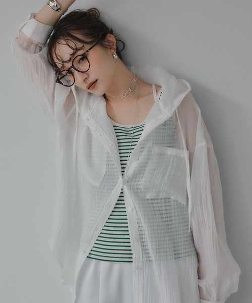 210nouve（トゥージュヌーブ）の「シアー フード オーバーサイズ シャツ（シャツ/ブラウス・レディース・ホワイト・FREE）」の8枚目の写真