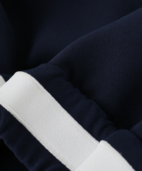 LAYAS(レイヤーズ)の「【LAYAS/レイヤーズ】 JERSEY BLOUSON(ブルゾン・レディース・ネイビー・FREE)」の9枚目の写真