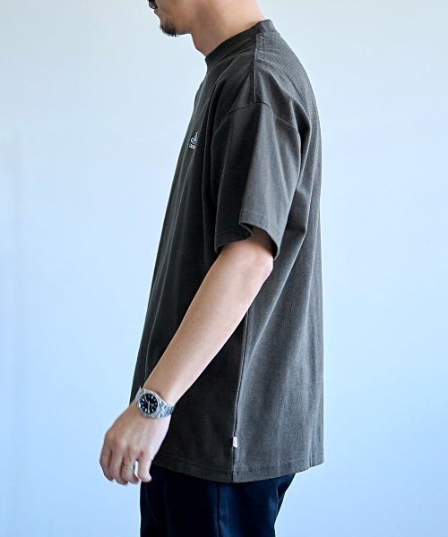 CONVERSE（コンバース）の「『CONVERSE/コンバース』フライスシューズEMB TEE（Tシャツ/カットソー・メンズ・ブラック系/ホワイト・M/L/LL）」の14枚目の写真