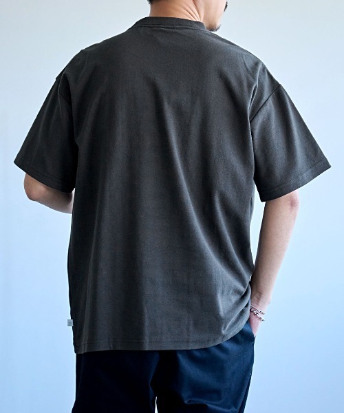 CONVERSE（コンバース）の「『CONVERSE/コンバース』フライスシューズEMB TEE（Tシャツ/カットソー・メンズ・ブラック系/ホワイト・M/L/LL）」の13枚目の写真