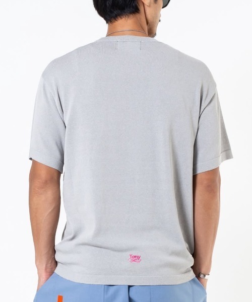 TonyTaizsun（トニータイズサン）の「【TonyTaizsun/トニータイズサン】Tony Pocket Knit Tee　ニット　ポケット　Tシャツ　接触冷感（Tシャツ/カットソー・メンズ・グレー・MEDIUM/LARGE）」の3枚目の写真