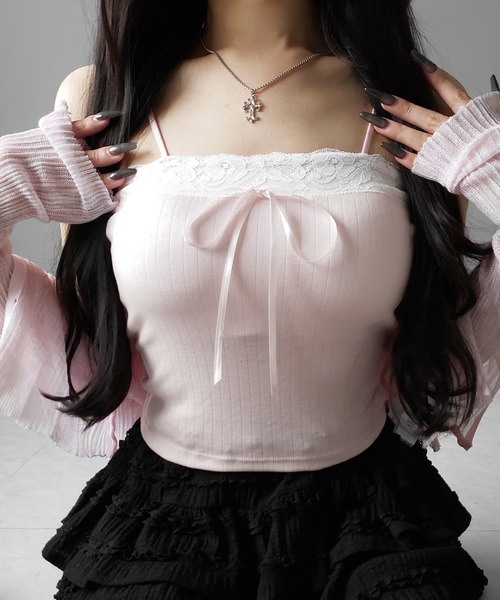 me+em select(ミームセレクト)の「【 3color 】フロントリボンレースショートキャミソール / front ribbon lace short camisole(キャミソール・レディース・ブラック/ホワイト/ピンク・FREE)」の1枚目の写真