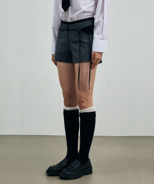 ARI（アリ）の「ASTRAL MICRO PANTS / CHARCOAL（その他パンツ・レディース・チャコール・SMALL/MEDIUM）」の2枚目の写真