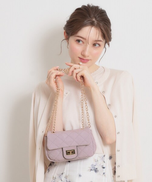 couture brooch（クチュールブローチ）の「スエード調ミニショルダーバッグ（ショルダーバッグ・レディース・ベージュ/ピンク系・00）」の2枚目の写真