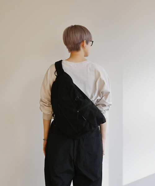 NoiR/ノアール（ノアール）の「【NoiR/ノワール】Lightslingbag/ライトスリングバッグ/N26002/ユニセックス（ボディバッグ/ウエストポーチ・メンズ・ブラック系その他2/ブラック系その他・フリー）」の15枚目の写真
