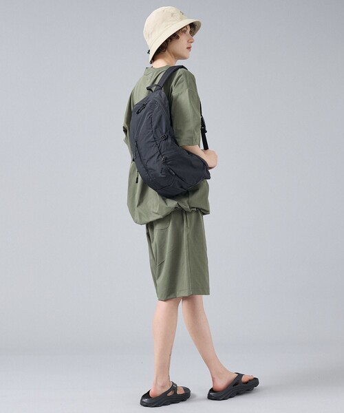 NoiR/ノアール（ノアール）の「【NoiR/ノワール】Lightslingbag/ライトスリングバッグ/N26002/ユニセックス（ボディバッグ/ウエストポーチ・メンズ・ブラック系その他2/ブラック系その他・フリー）」の6枚目の写真