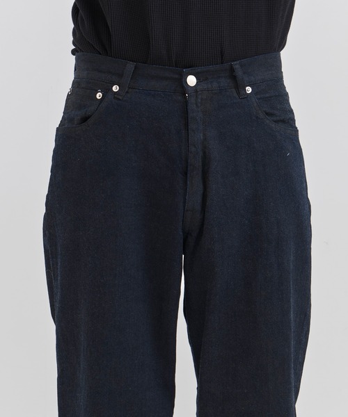 URU(ウル)の「WIDE PANTS(チノパンツ・メンズ・ブラック/ホワイト・1/2)」の9枚目の写真