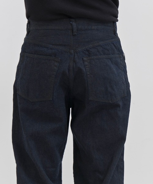 URU(ウル)の「WIDE PANTS(チノパンツ・メンズ・ブラック/ホワイト・1/2)」の13枚目の写真