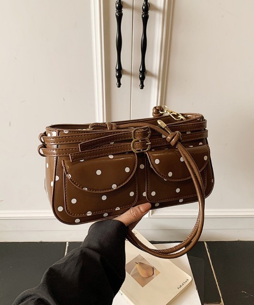 Ritzy(リッツィー)の「トッド柄ダブルベルトデザイン横長 ミニボストンバッグ(ボストンバッグ・レディース・ブラウン/ホワイト・FREE)」の10枚目の写真
