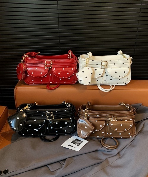 Ritzy(リッツィー)の「トッド柄ダブルベルトデザイン横長 ミニボストンバッグ(ボストンバッグ・レディース・ブラウン/ホワイト・FREE)」の9枚目の写真