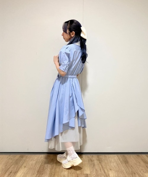 F i.n.t(フィント)の「バックラッフルストライプシャツワンピース/fint フィント(シャツワンピース・レディース・ベージュ/ライトブルー・FREE)」の13枚目の写真