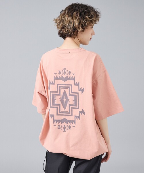 PENDLETON(ペンドルトン)の「【PENDLETON/ペンドルトン】カルキュロ バックプリント 半袖Tシャツ / ユニセックス(Tシャツ/カットソー・メンズ・オフホワイト/カーキ/サックスブルー/ブラック/スモークピンク・L/M)」の5枚目の写真
